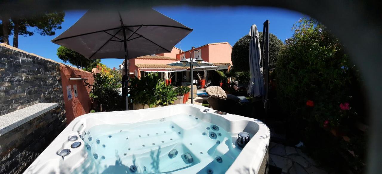 Hebergement Chambre D'Hotes Grau Du Roi Mas Des Marines Piscine Adult Only Le Grau-du-Roi Exterior foto